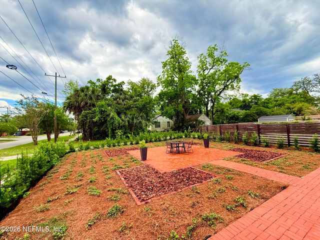 2002 ERNEST Street A, Jacksonville, FL 32204