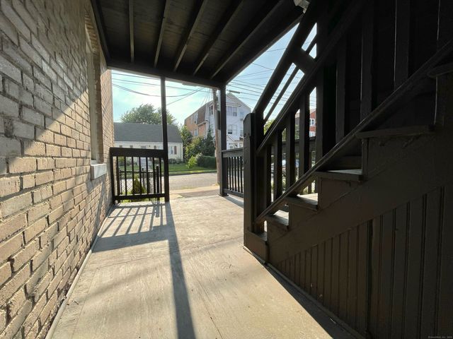 178 Roosevelt Street 3-E, Hartford, CT 06114