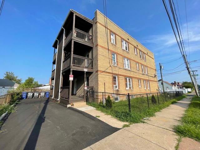 178 Roosevelt Street 3-E, Hartford, CT 06114