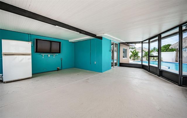 1039 MADISON STREET, Largo, FL 33770