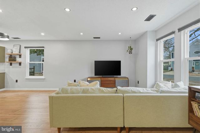 4235 MOCKINGBIRD CIR, Waldorf, MD 20603