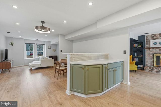 4235 MOCKINGBIRD CIR, Waldorf, MD 20603