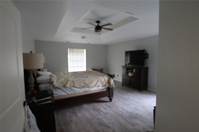 100 Thousand Oaks Lane, Joshua, TX 76058