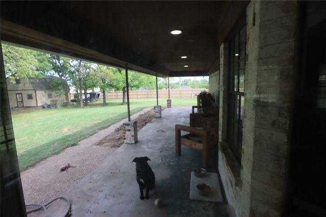 100 Thousand Oaks Lane, Joshua, TX 76058