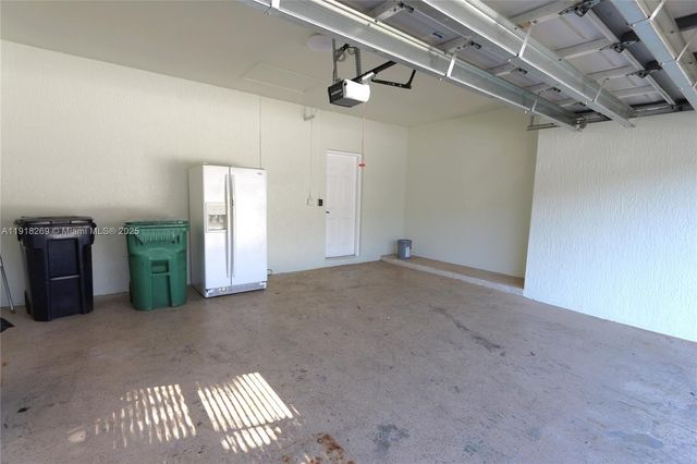 15276 SW 88th Ter, Miami, FL 33196