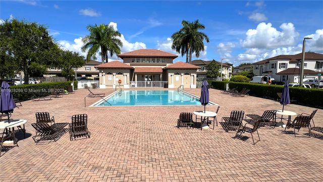 15276 SW 88th Ter, Miami, FL 33196