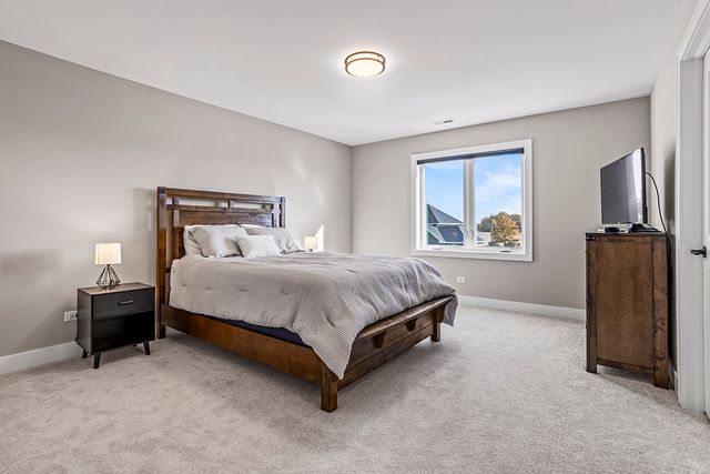 8022 Stanley Trail, Frankfort, IL 60423