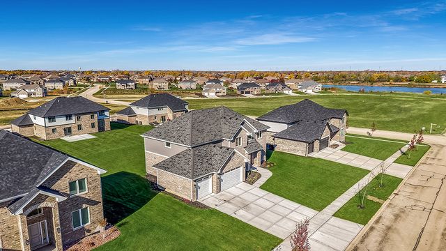 8022 Stanley Trail, Frankfort, IL 60423