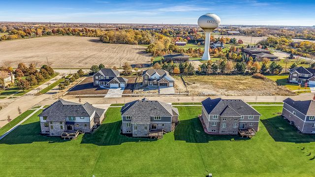 8022 Stanley Trail, Frankfort, IL 60423