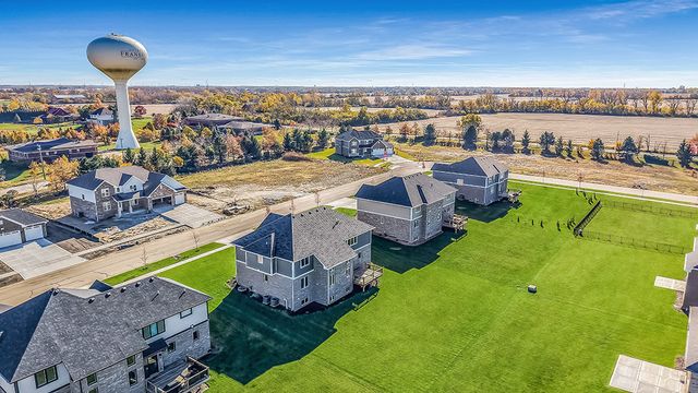 8022 Stanley Trail, Frankfort, IL 60423