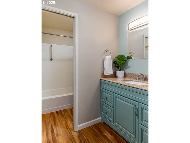 15110 Sw BARLOW Ct, Beaverton, OR 97007