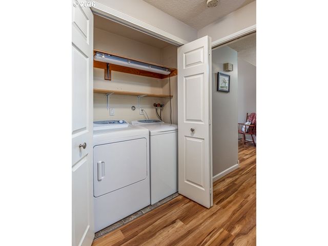 15110 Sw BARLOW Ct, Beaverton, OR 97007
