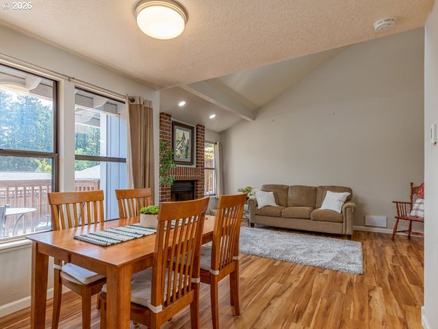 15110 Sw BARLOW Ct, Beaverton, OR 97007