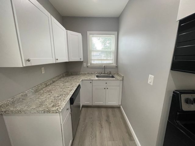 13 Elmwood Ave 1, Lynn, MA 01905