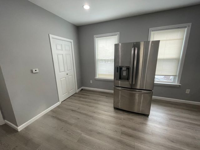 13 Elmwood Ave 1, Lynn, MA 01905