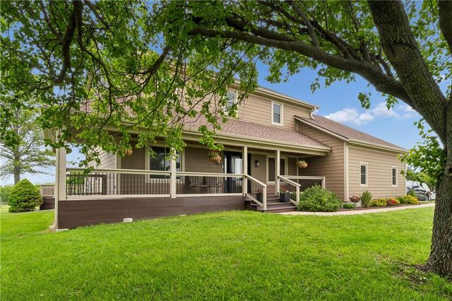 23237 Nall Road, Bucyrus, KS 66013