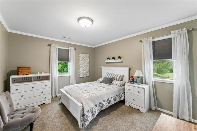 23237 Nall Road, Bucyrus, KS 66013
