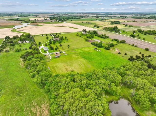 23237 Nall Road, Bucyrus, KS 66013
