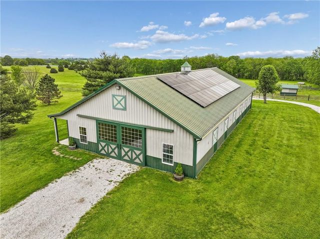 23237 Nall Road, Bucyrus, KS 66013