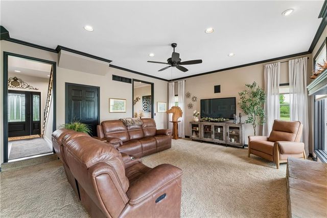 23237 Nall Road, Bucyrus, KS 66013