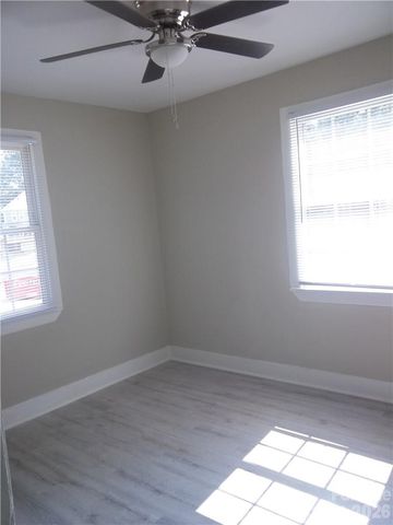 2431 Columbus Circle 15, Charlotte, NC 28208