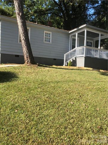 2431 Columbus Circle 15, Charlotte, NC 28208