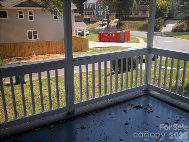 2431 Columbus Circle 15, Charlotte, NC 28208