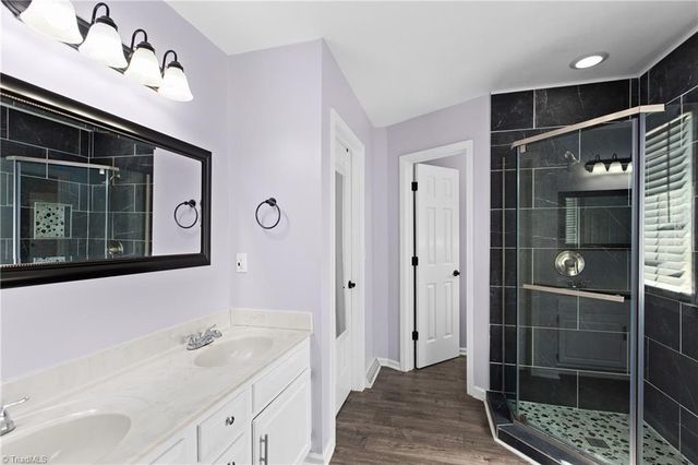 6721 Fairwood Court, Clemmons, NC 27012