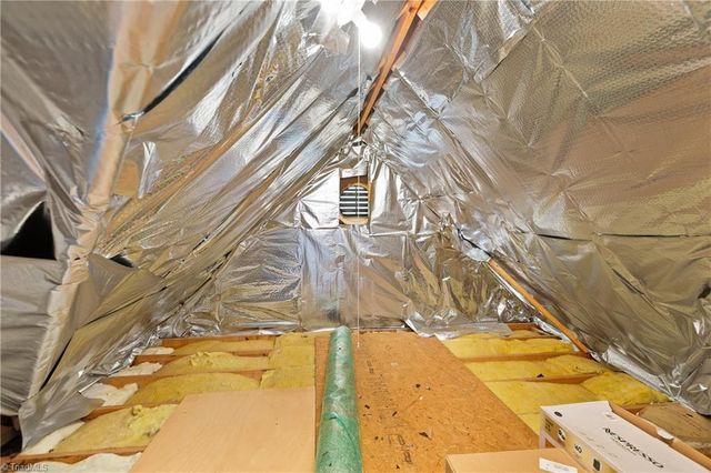 6721 Fairwood Court, Clemmons, NC 27012