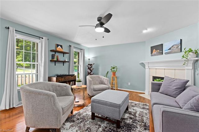 6721 Fairwood Court, Clemmons, NC 27012