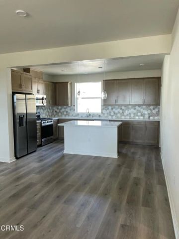 633 Winchester Drive, Oxnard, CA 93036