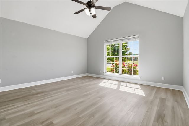 536 N Fox Meadows Lane, Fayetteville, AR 72704