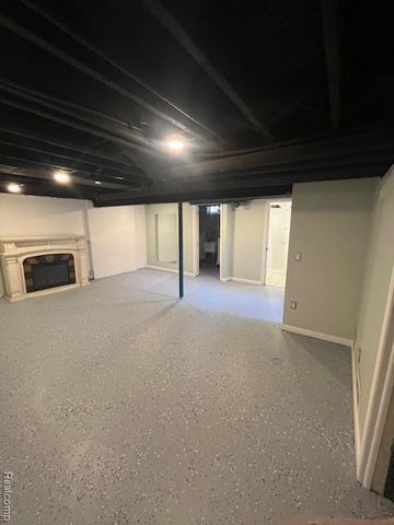 9918 Woodring Street, Livonia, MI 48150