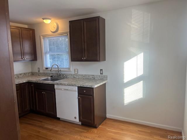 9918 Woodring Street, Livonia, MI 48150