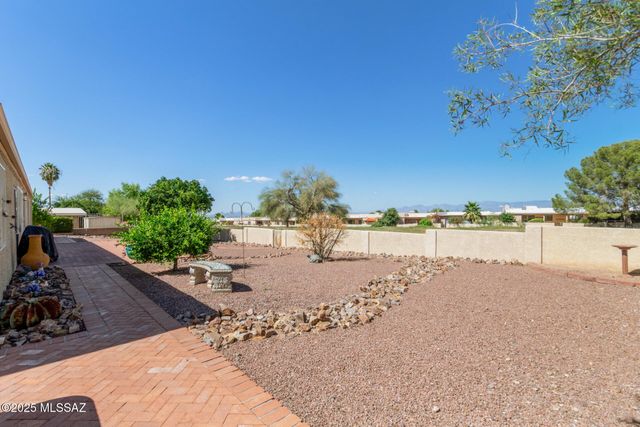 601 E Nashville Avenue, Vail, AZ 85641