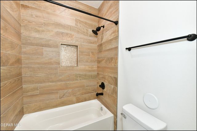 7913 MITZIE RAM Place, El Paso, TX 79904