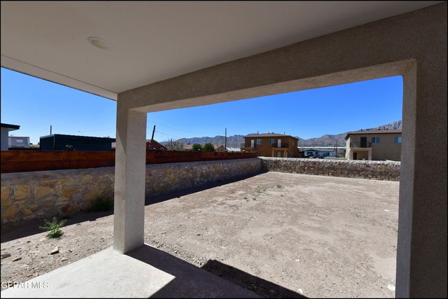 7913 MITZIE RAM Place, El Paso, TX 79904