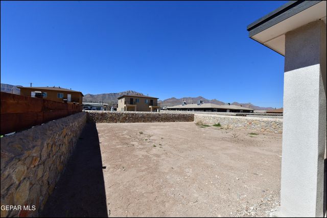 7913 MITZIE RAM Place, El Paso, TX 79904