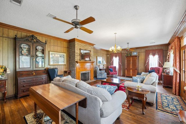 23316 Elberta Ln, Zachary, LA 70791