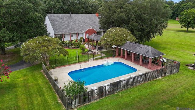 23316 Elberta Ln, Zachary, LA 70791