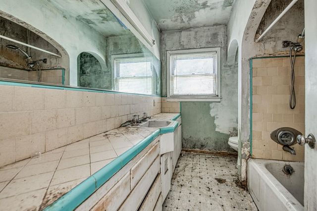 4603 E Nevada Avenue, Fresno, CA 93702