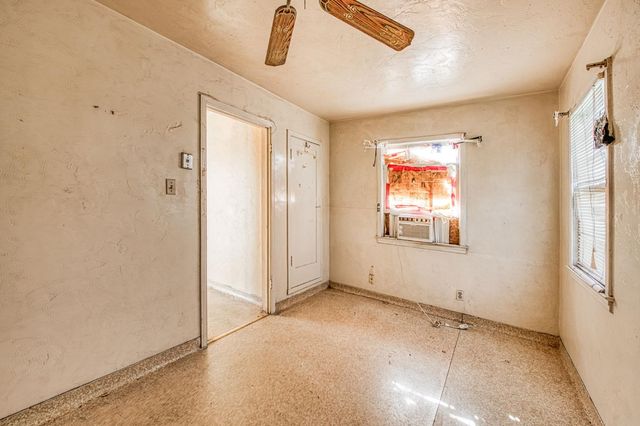 4603 E Nevada Avenue, Fresno, CA 93702