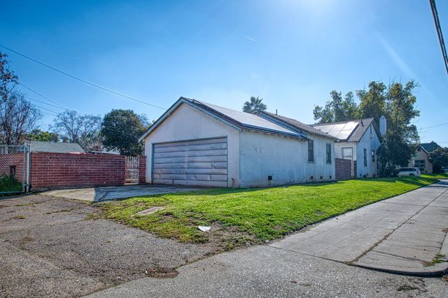 4603 E Nevada Avenue, Fresno, CA 93702