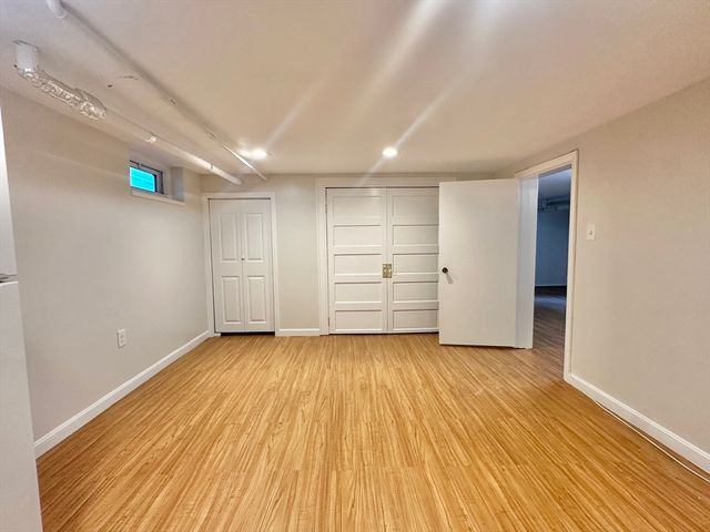 8A Mellon Rd, Wellesley, MA 02482