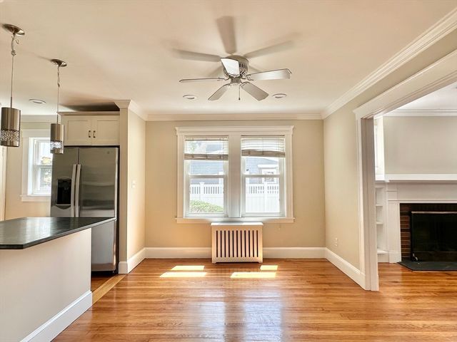 8A Mellon Rd, Wellesley, MA 02482