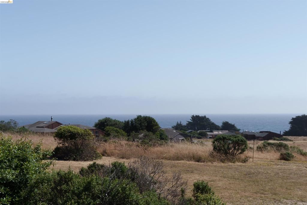Image 10 of property listing at 186 Wild Moor Reach, The Sea Ranch, CA 95497
