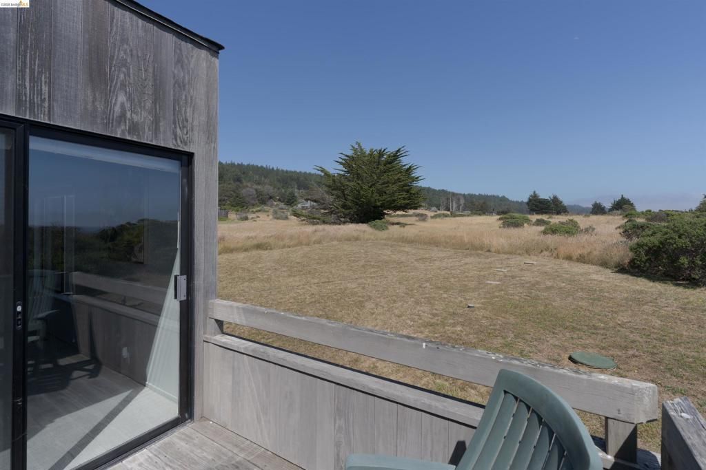 Image 12 of property listing at 186 Wild Moor Reach, The Sea Ranch, CA 95497