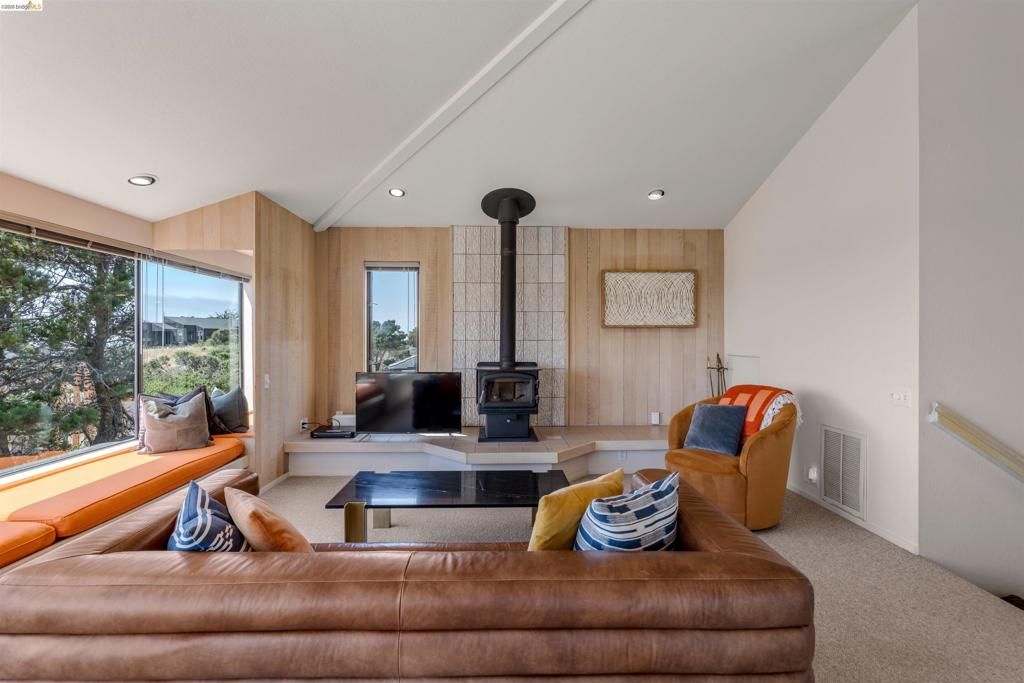 Image 22 of property listing at 186 Wild Moor Reach, The Sea Ranch, CA 95497