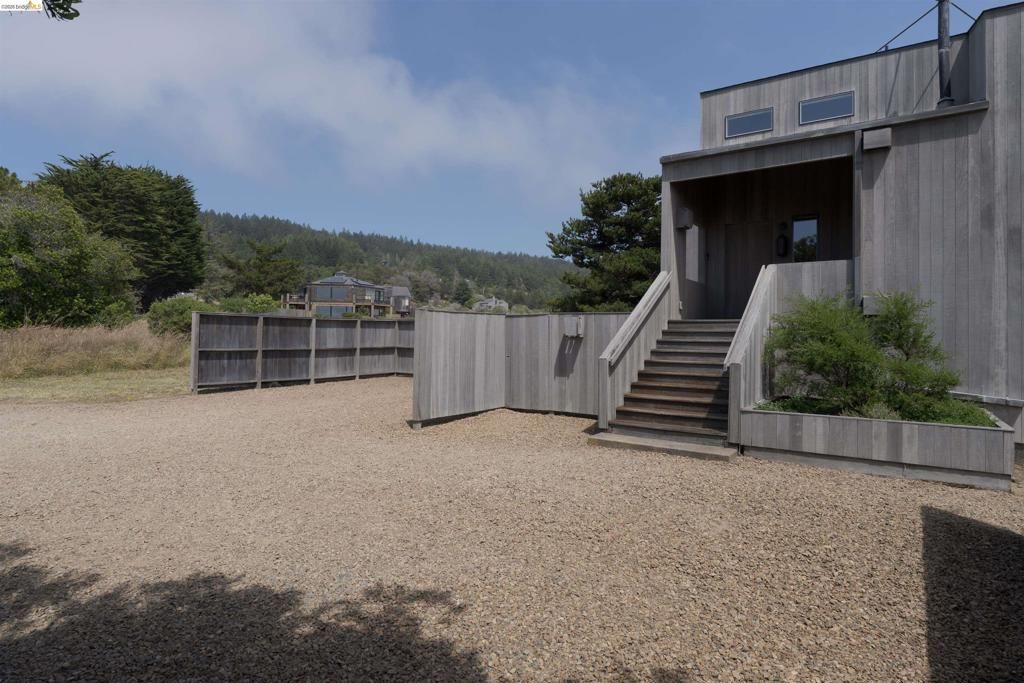 Image 44 of property listing at 186 Wild Moor Reach, The Sea Ranch, CA 95497