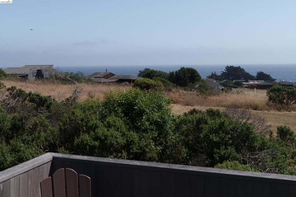 Image 5 of property listing at 186 Wild Moor Reach, The Sea Ranch, CA 95497
